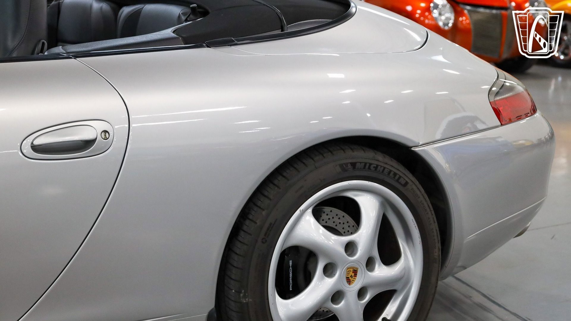 Used 2001 Porsche 911 Carrera image 22