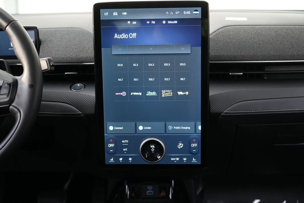 Used 2021 Ford Mustang Mach-E Premium AWD/4WD image 43