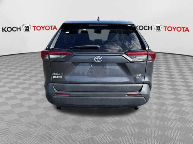 Used 2023 Toyota RAV4 LE image 7