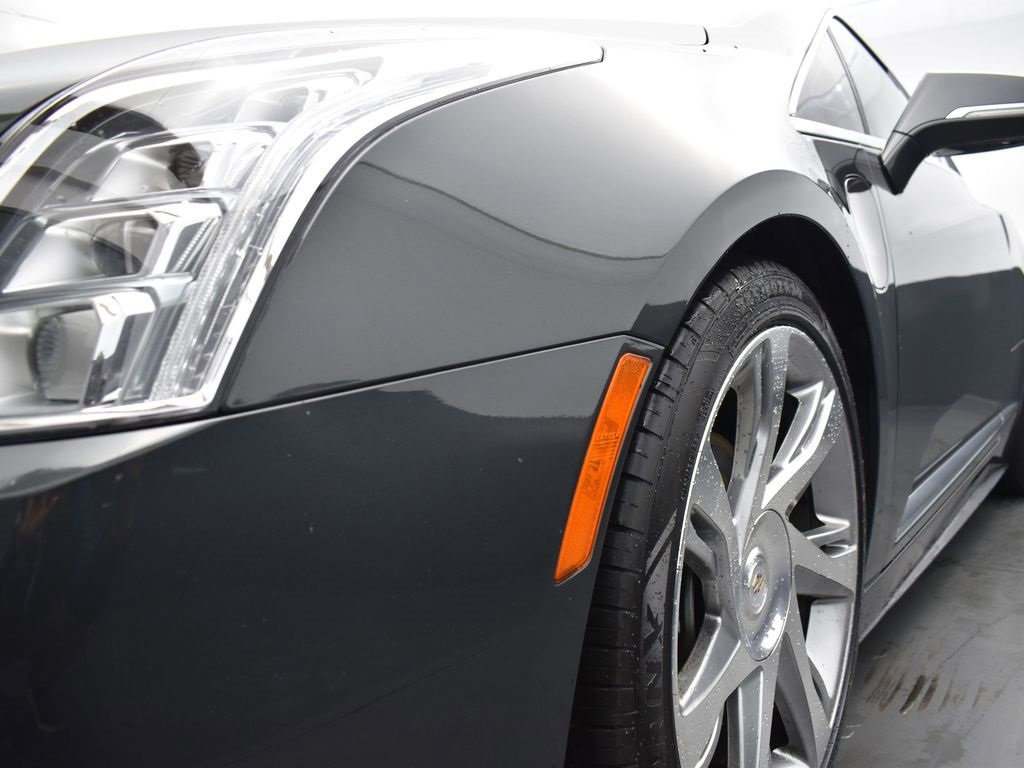 Used 2014 Cadillac ELR w/ Luxury Package image 31