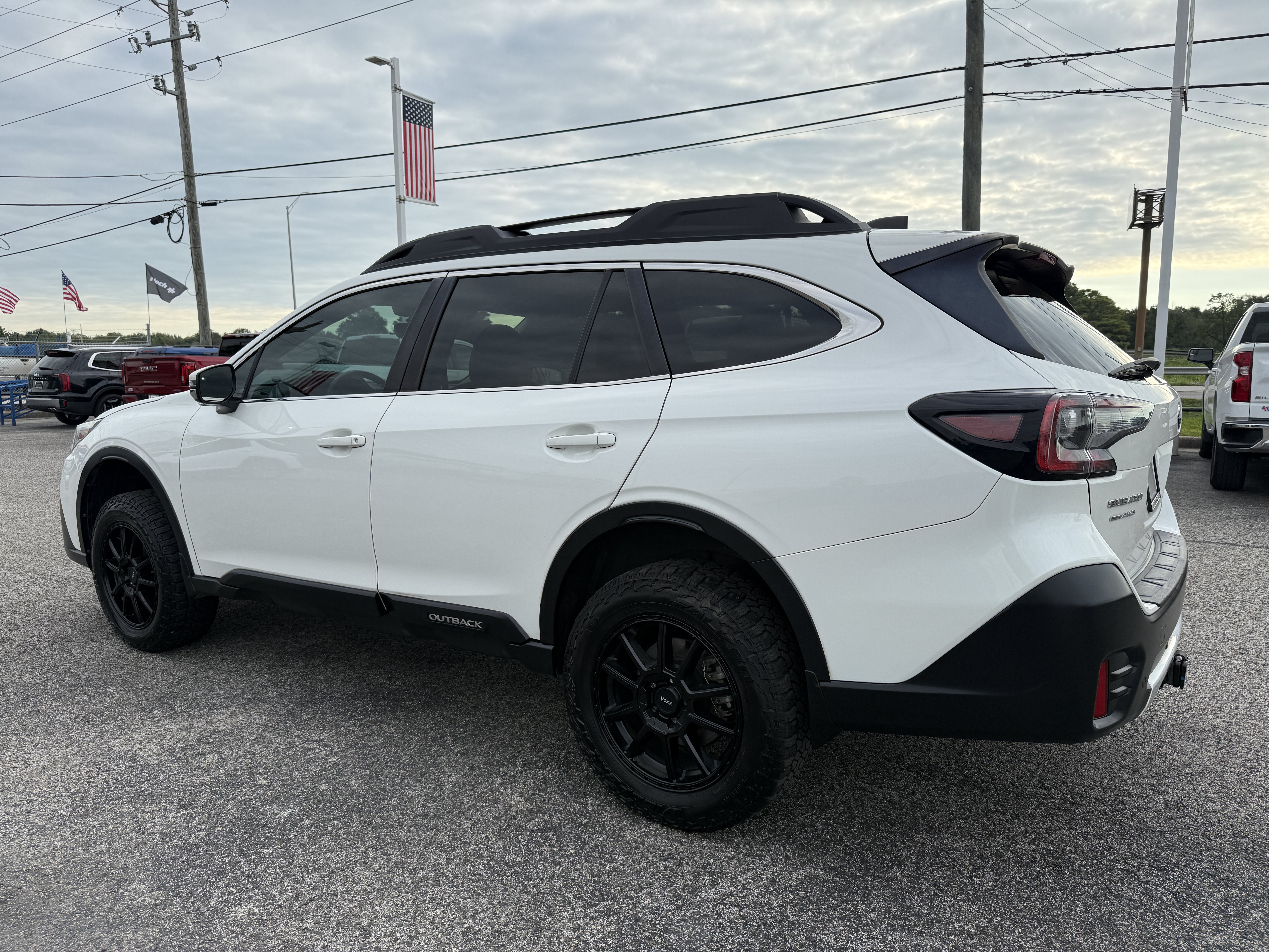 Used 2022 Subaru Outback Limited AWD/4WD image 6
