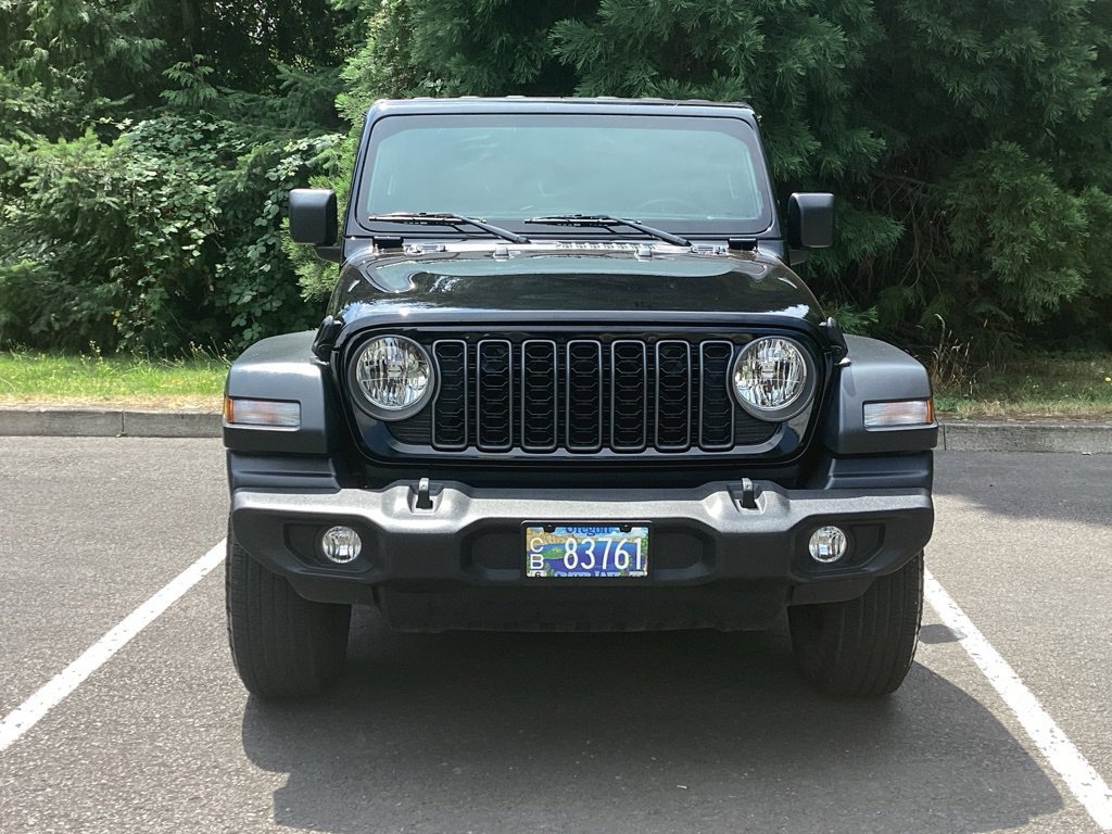 Used 2025 Jeep Wrangler Unlimited Sport AWD/4WD image 18