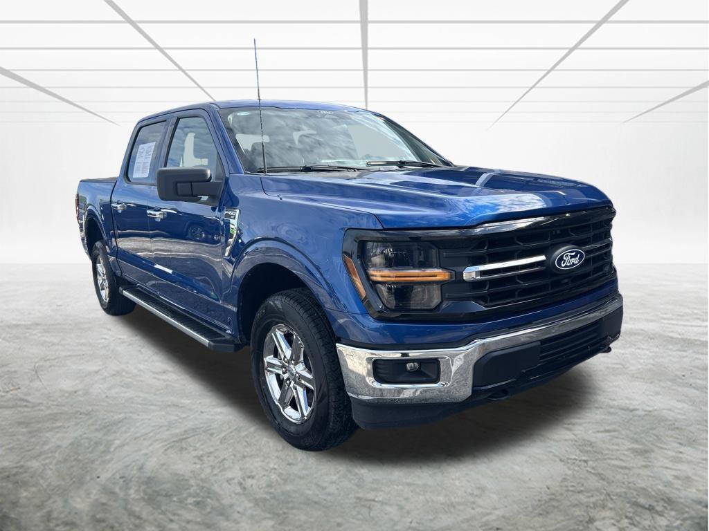 Used 2025 Ford F150 XLT w/ Equipment Group 301A Standard AWD/4WD image 2