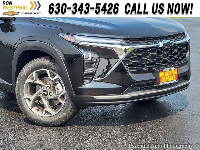 New 2025 Chevrolet Trax LT w/ LT Convenience Package image 2