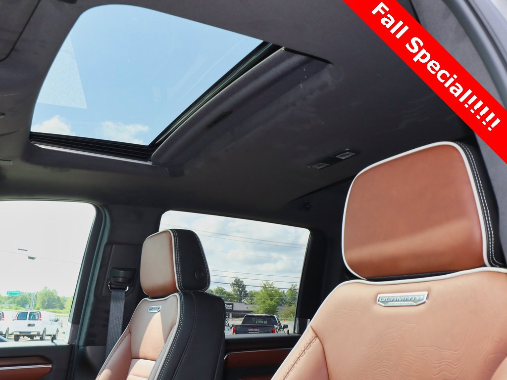 New 2025 GMC Sierra 2500 Denali Ultimate w/ Max Trailering Package image 14