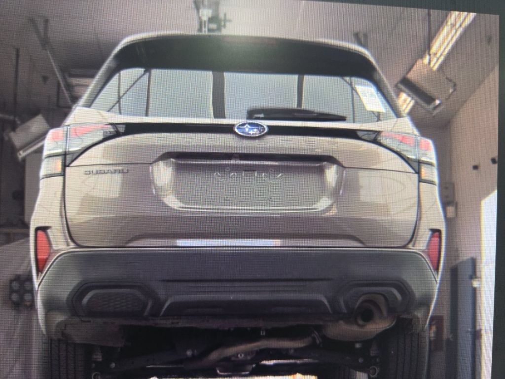 Used 2025 Subaru Forester Premium AWD/4WD image 7