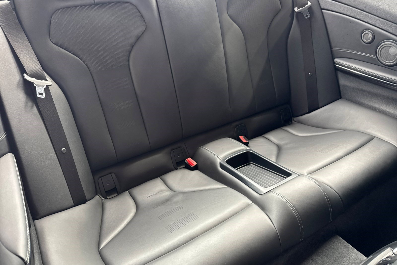 Used 2018 BMW M4 Coupe RWD image 33