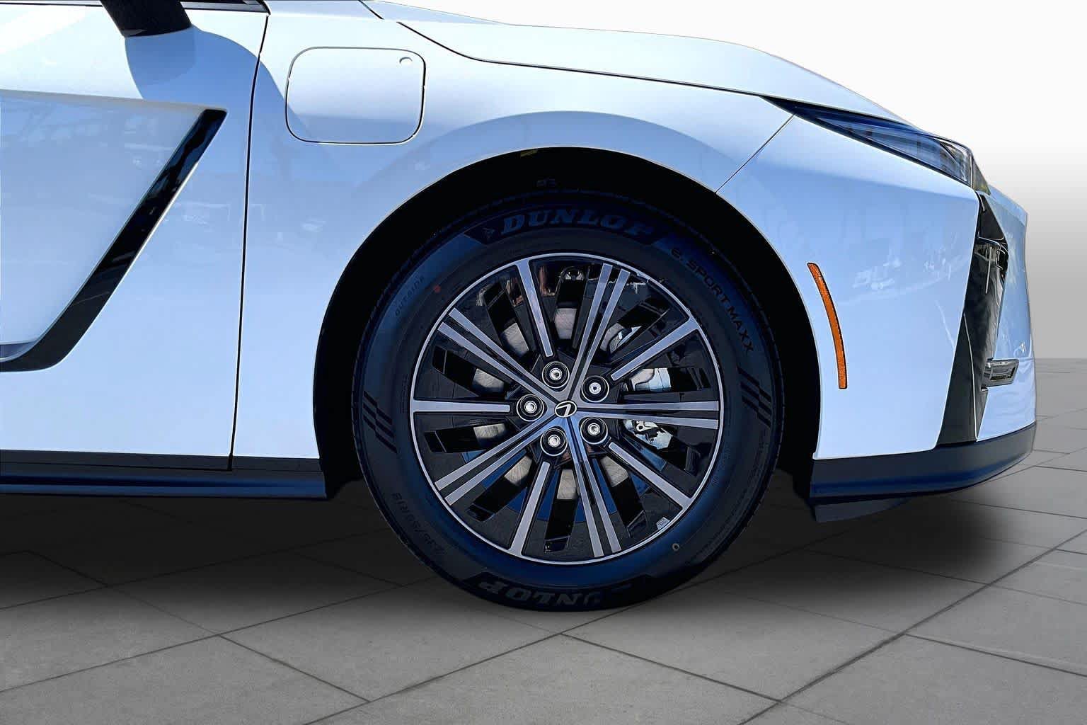 New 2026 Lexus ES 350e FWD image 9