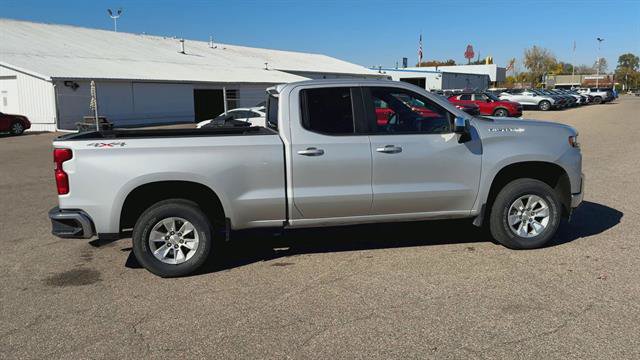 Used 2020 Chevrolet Silverado 1500 LT w/ All-Star Edition AWD/4WD image 9