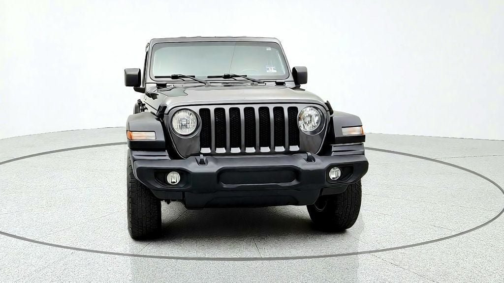 Used 2019 Jeep Wrangler Unlimited Sport S AWD/4WD image 2