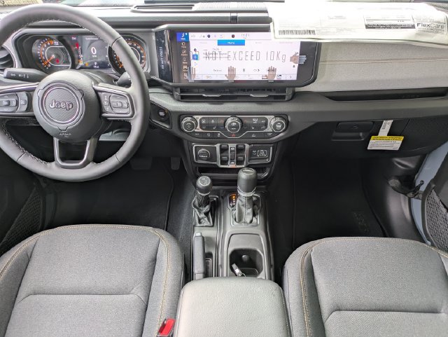 New 2026 Jeep Gladiator Sport AWD/4WD image 16