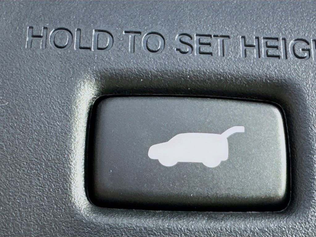 Certified 2025 Honda Pilot EX-L image 34