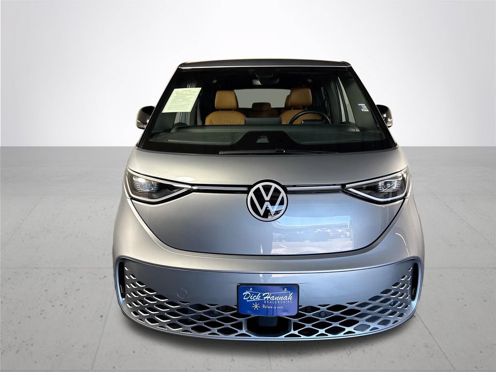 Certified 2025 Volkswagen ID. Buzz Pro S RWD image 5