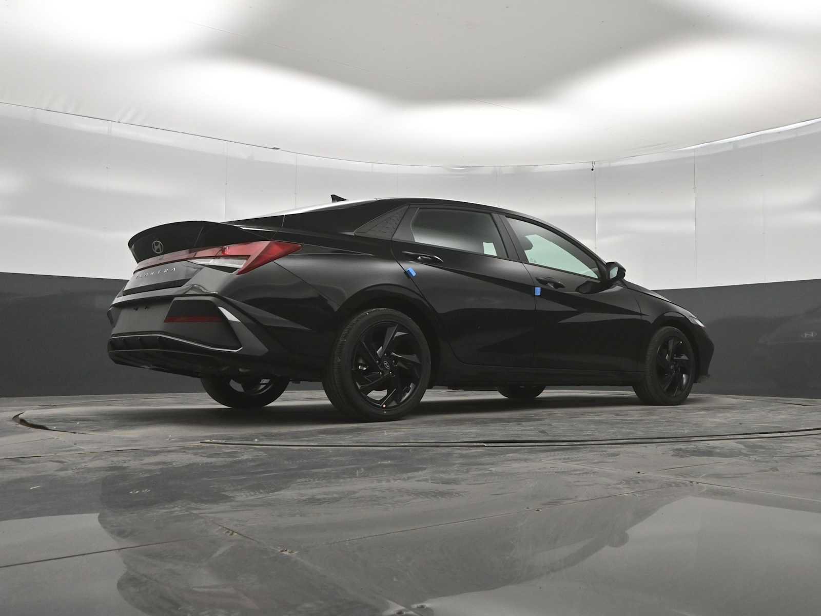 New 2026 Hyundai Elantra SEL Sport FWD image 39