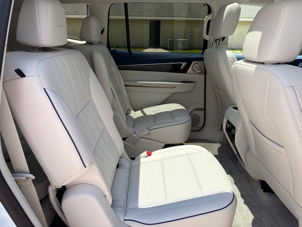 Used 2026 Buick Enclave Avenir w/ Super Cruise Package FWD image 25