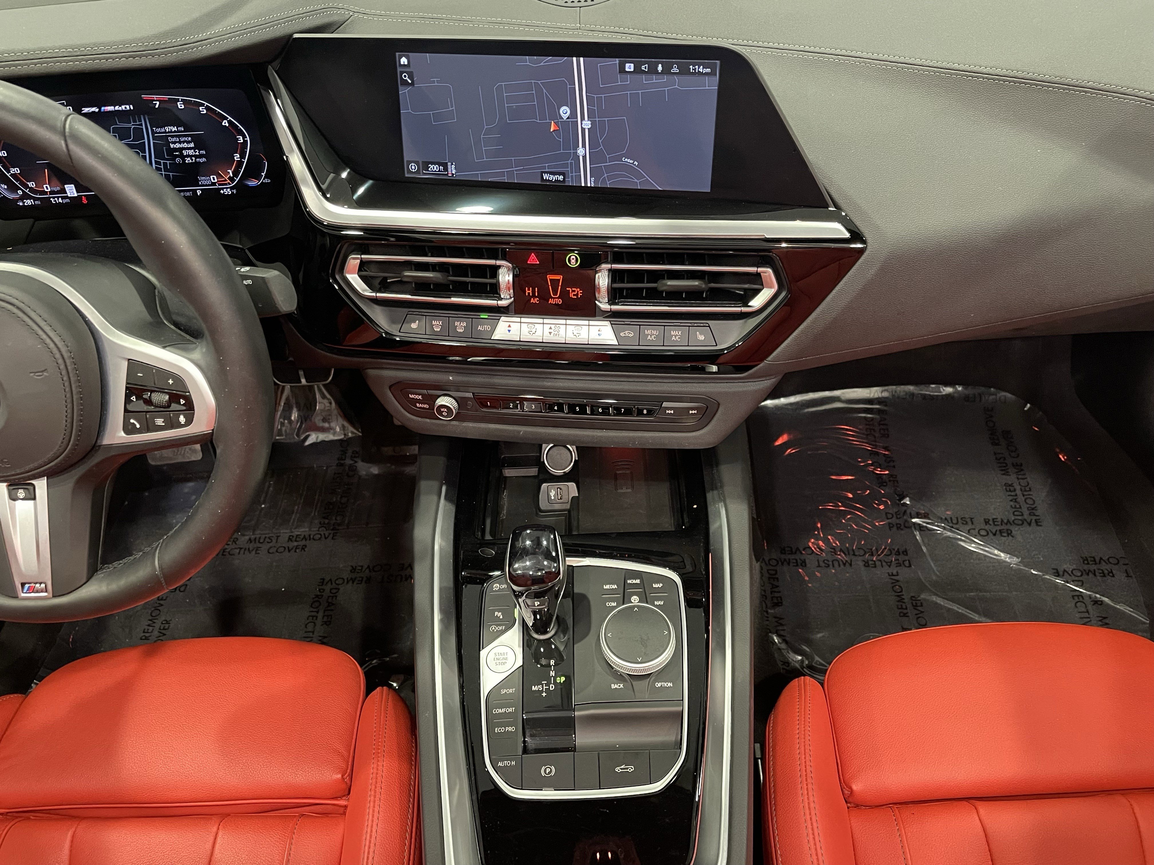 Used 2025 BMW Z4 M40i w/ Premium Package image 17