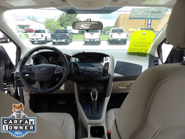 Certified 2018 Ford Focus SE FWD image 21