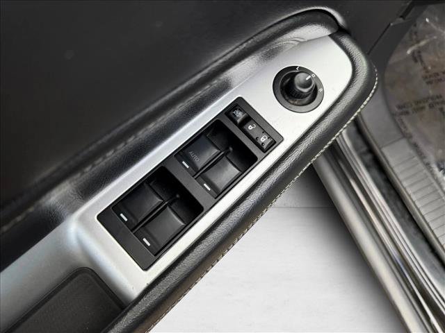 Used 2017 Jeep Compass Latitude AWD/4WD image 16