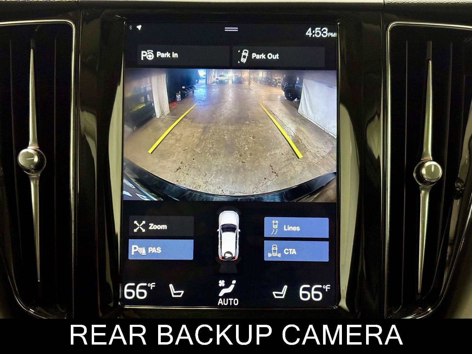 Used 2019 Volvo XC60 T5 Momentum w/ Multimedia Package AWD/4WD image 38
