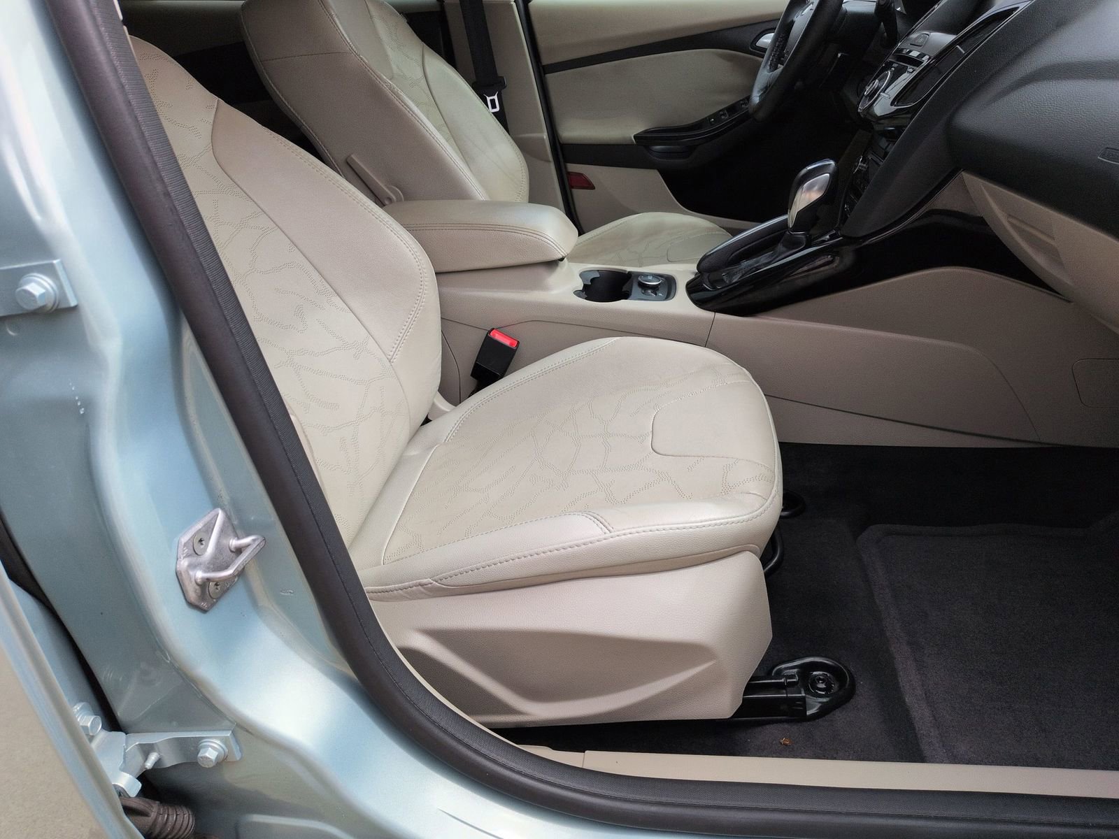 Used 2013 Ford Focus Electric Hatchback image 29