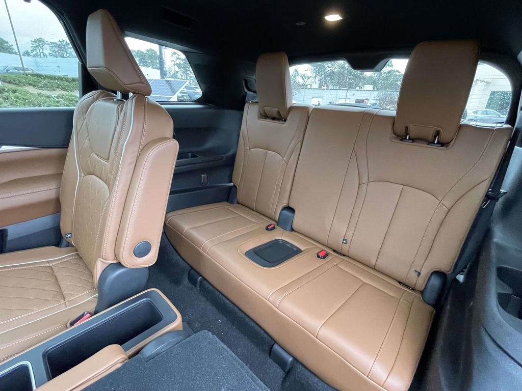 Used 2025 INFINITI QX60 Autograph w/ Cargo Package image 13