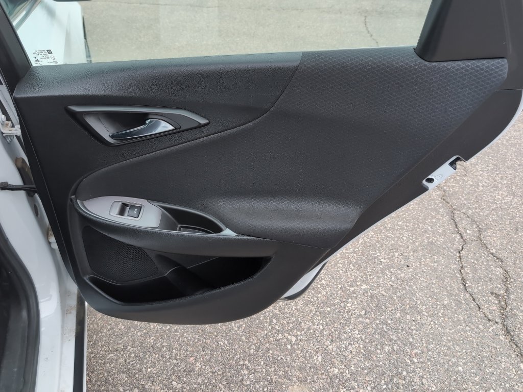 Used 2023 Chevrolet Malibu LT image 18