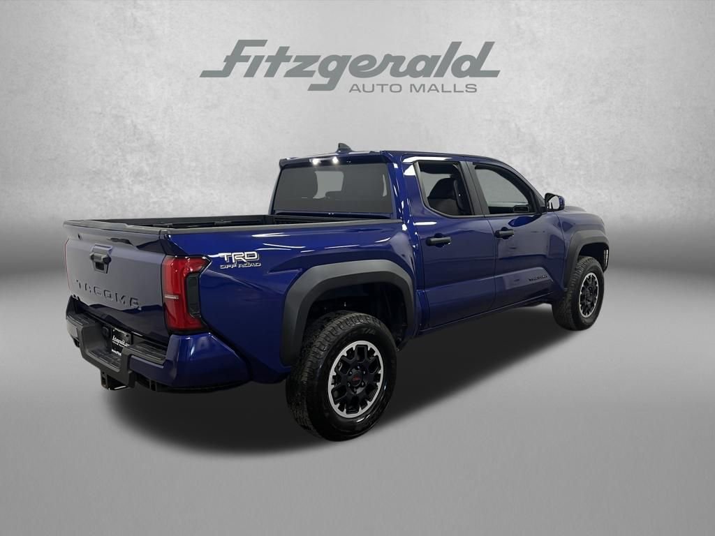 Used 2024 Toyota Tacoma TRD Off-Road image 6