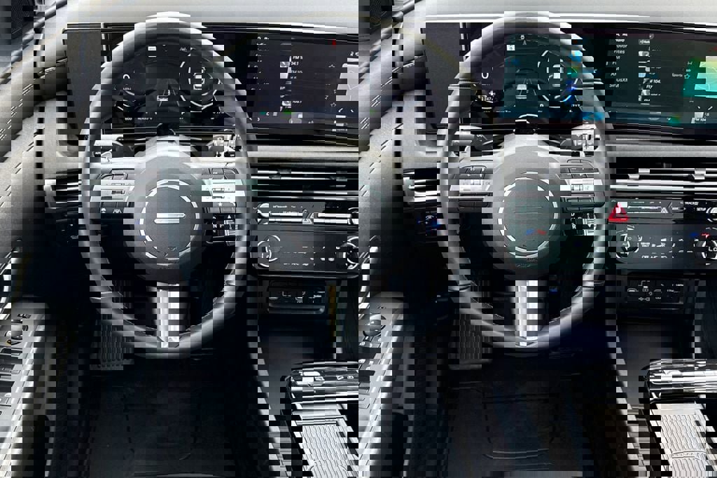 Used 2025 Hyundai Tucson SEL image 12