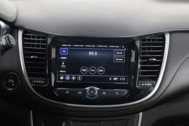 Used 2019 Chevrolet Trax LT w/ LT Convenience Package FWD image 27