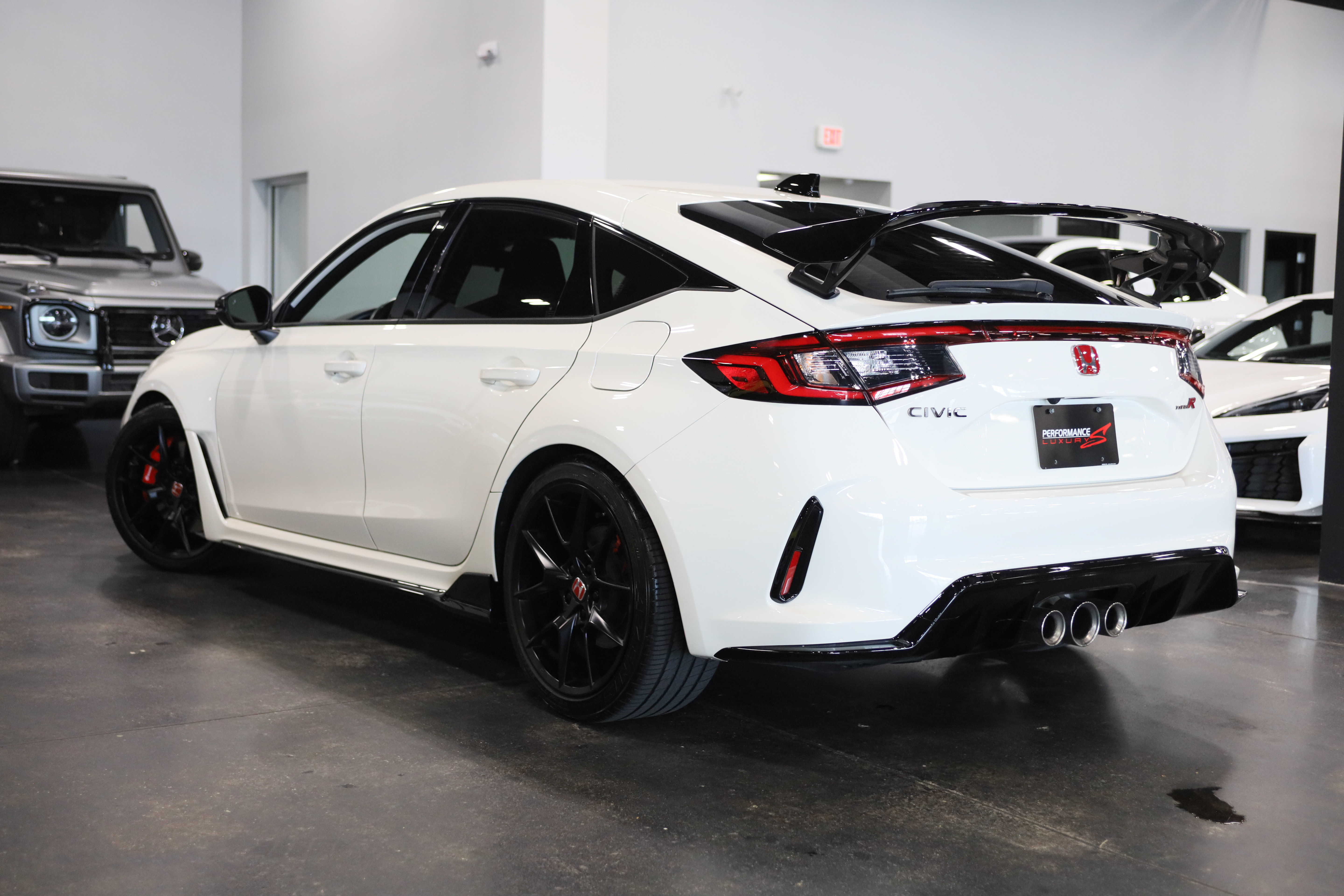 Used 2023 Honda Civic Type R image 4