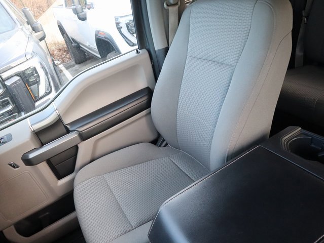 Used 2017 Ford F150 XLT w/ Equipment Group 302A Luxury image 16