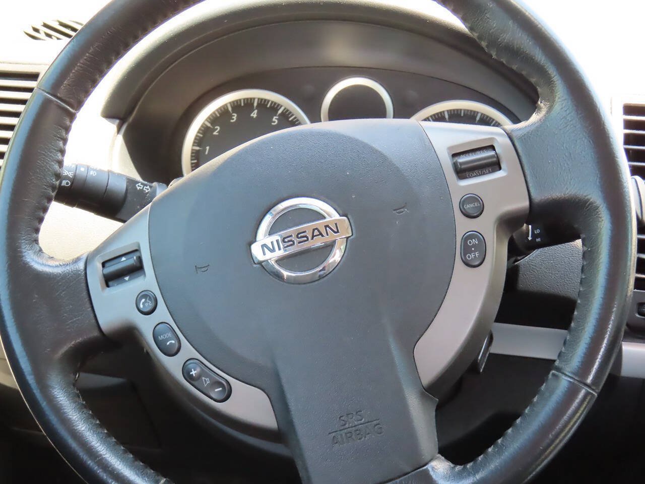 Used 2011 Nissan Sentra 2.0 SR w/ Convenience Pkg FWD image 16