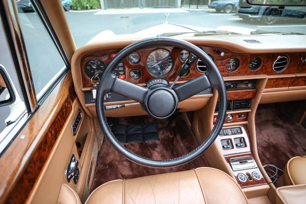 Used 1989 Rolls-Royce Corniche II RWD image 21