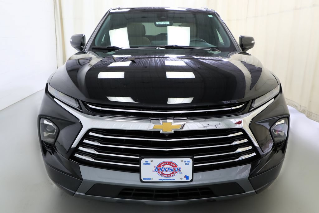 Certified 2023 Chevrolet Blazer Premier w/ Safety Plus Package AWD/4WD image 17