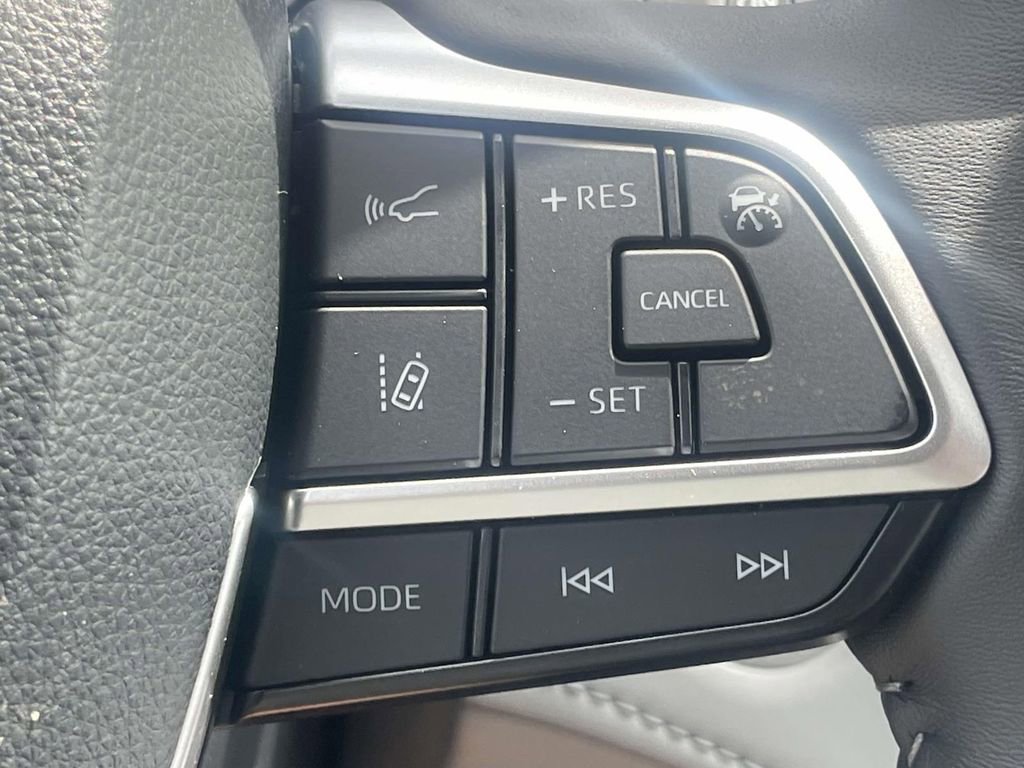 New 2026 Toyota Highlander XLE AWD/4WD image 18