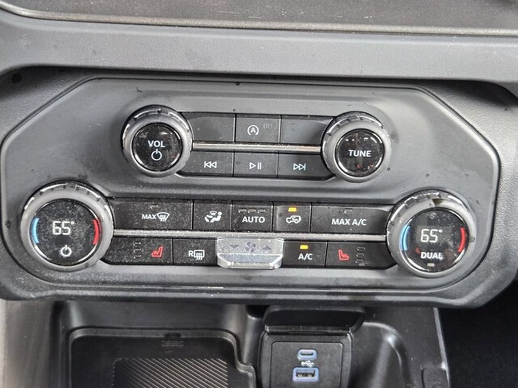 Used 2025 Ford Bronco Big Bend AWD/4WD image 16