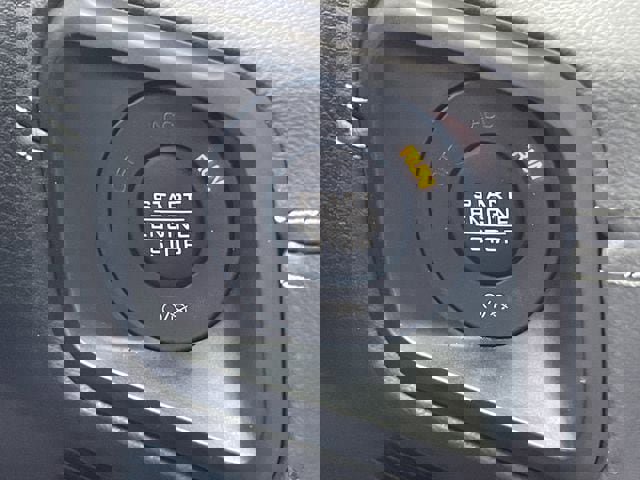 Used 2025 Jeep Wrangler Unlimited Rubicon AWD/4WD image 24