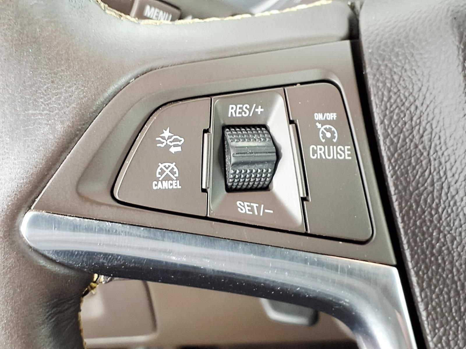 Used 2015 Buick Encore Premium FWD image 18