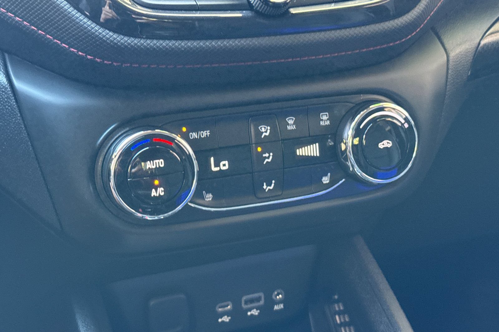 Used 2023 Chevrolet TrailBlazer RS w/ Convenience Package FWD image 30
