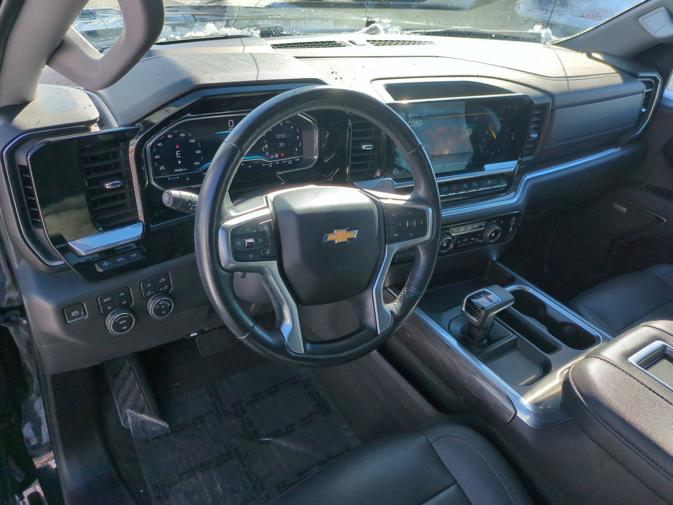 Used 2022 Chevrolet Silverado 1500 LTZ w/ LTZ Premium Package image 15