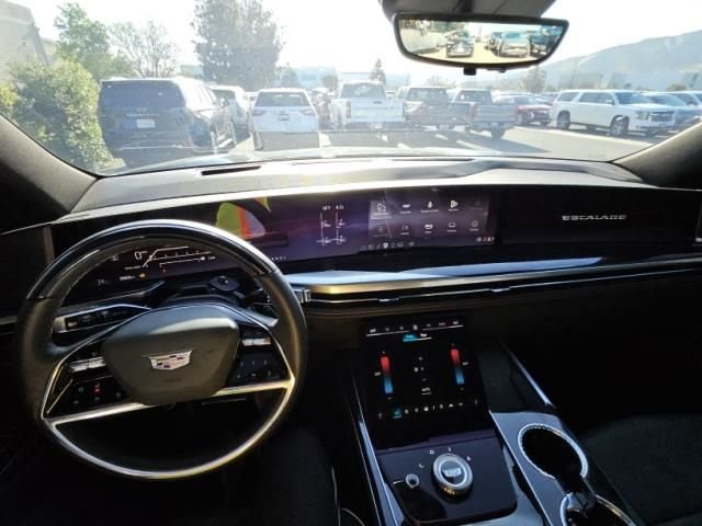 Used 2025 Cadillac Escalade ESV Sport w/ LPO, ONYX Package AWD/4WD image 3