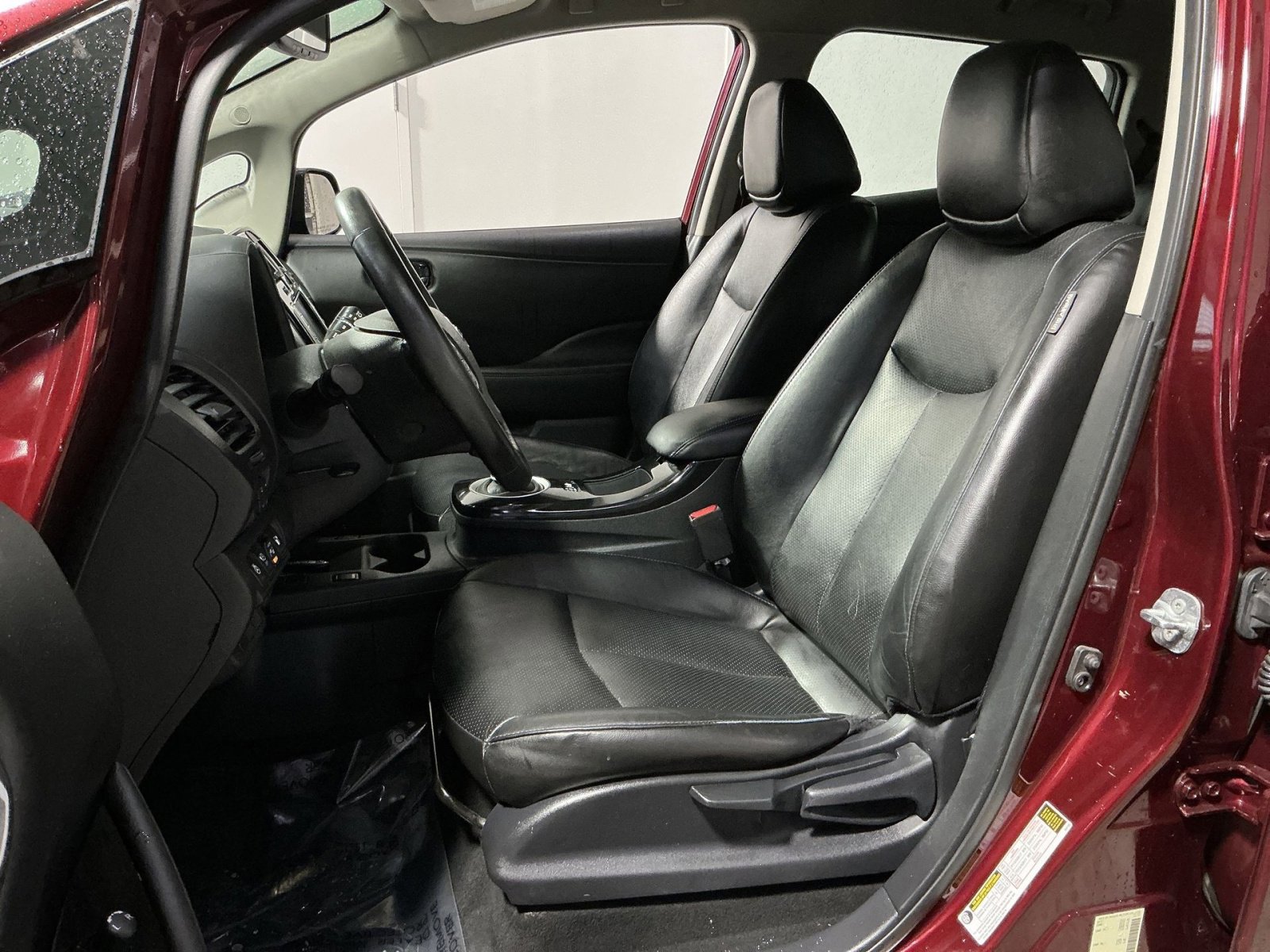 Used 2016 Nissan Leaf SL w/ Premium Package image 21