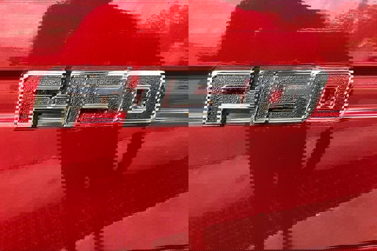 Used 2014 Ford F150 XLT w/ Equipment Group 302A Luxury image 9