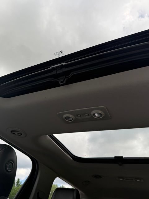 Used 2016 GMC Acadia Denali AWD/4WD image 18
