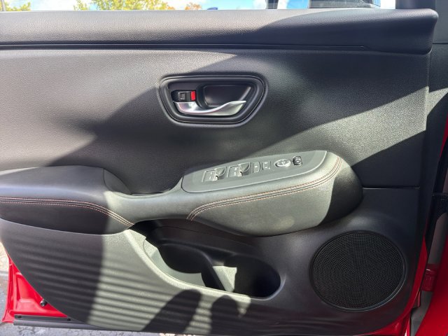 Certified 2025 Honda HR-V Sport image 19