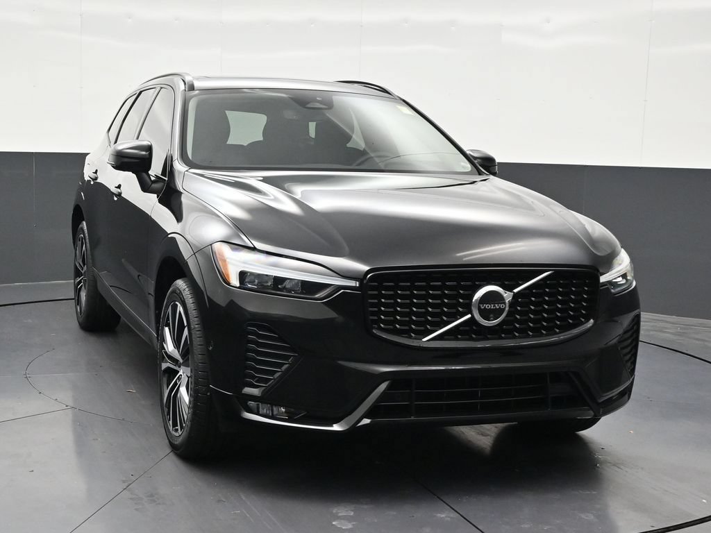 Certified 2024 Volvo XC60 B5 Plus w/ Protection Package Premier AWD/4WD image 8