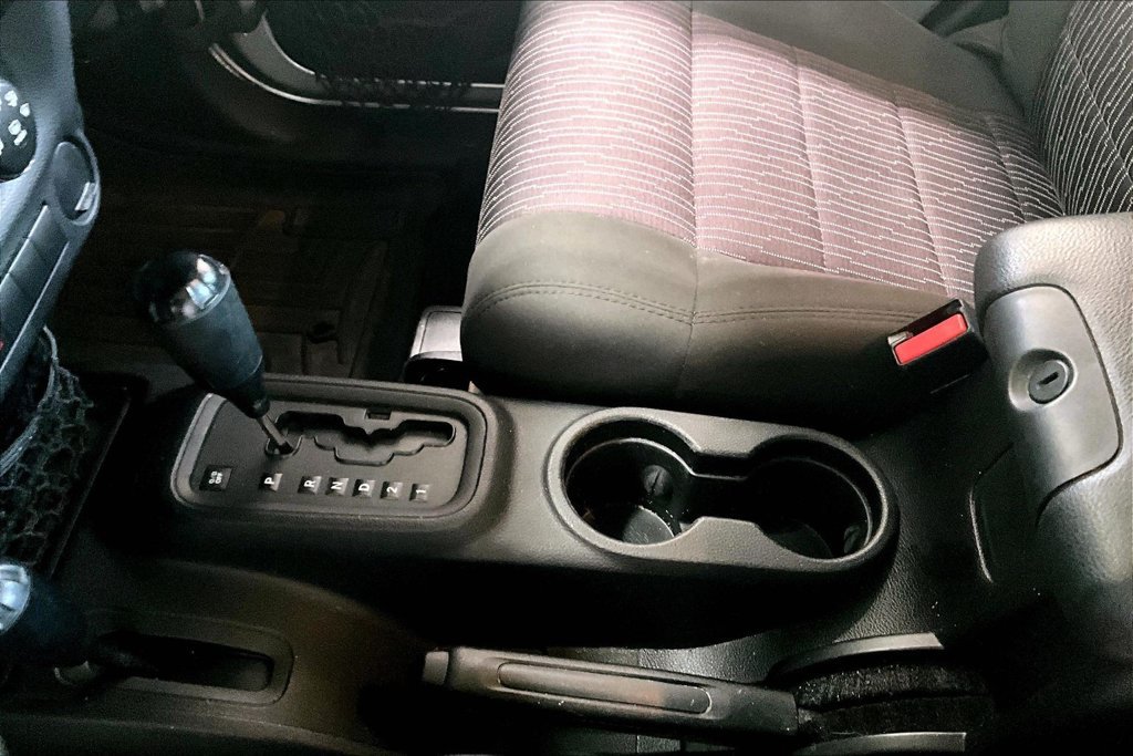 Used 2011 Jeep Wrangler Sport AWD/4WD image 15