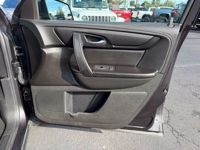 Used 2016 Chevrolet Traverse LT w/ Style and Technology Package AWD/4WD image 22