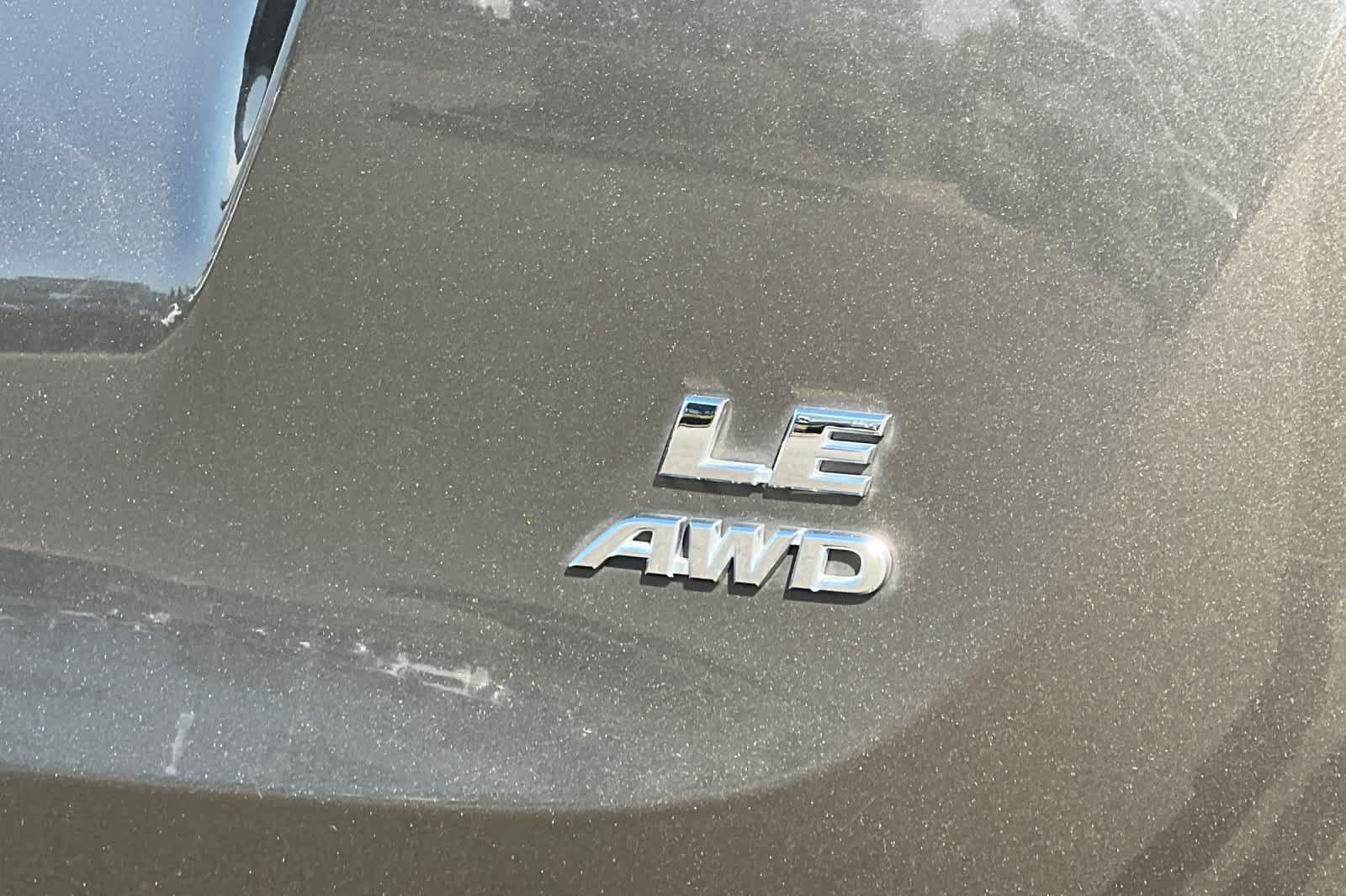 Used 2013 Toyota RAV4 LE AWD/4WD image 30