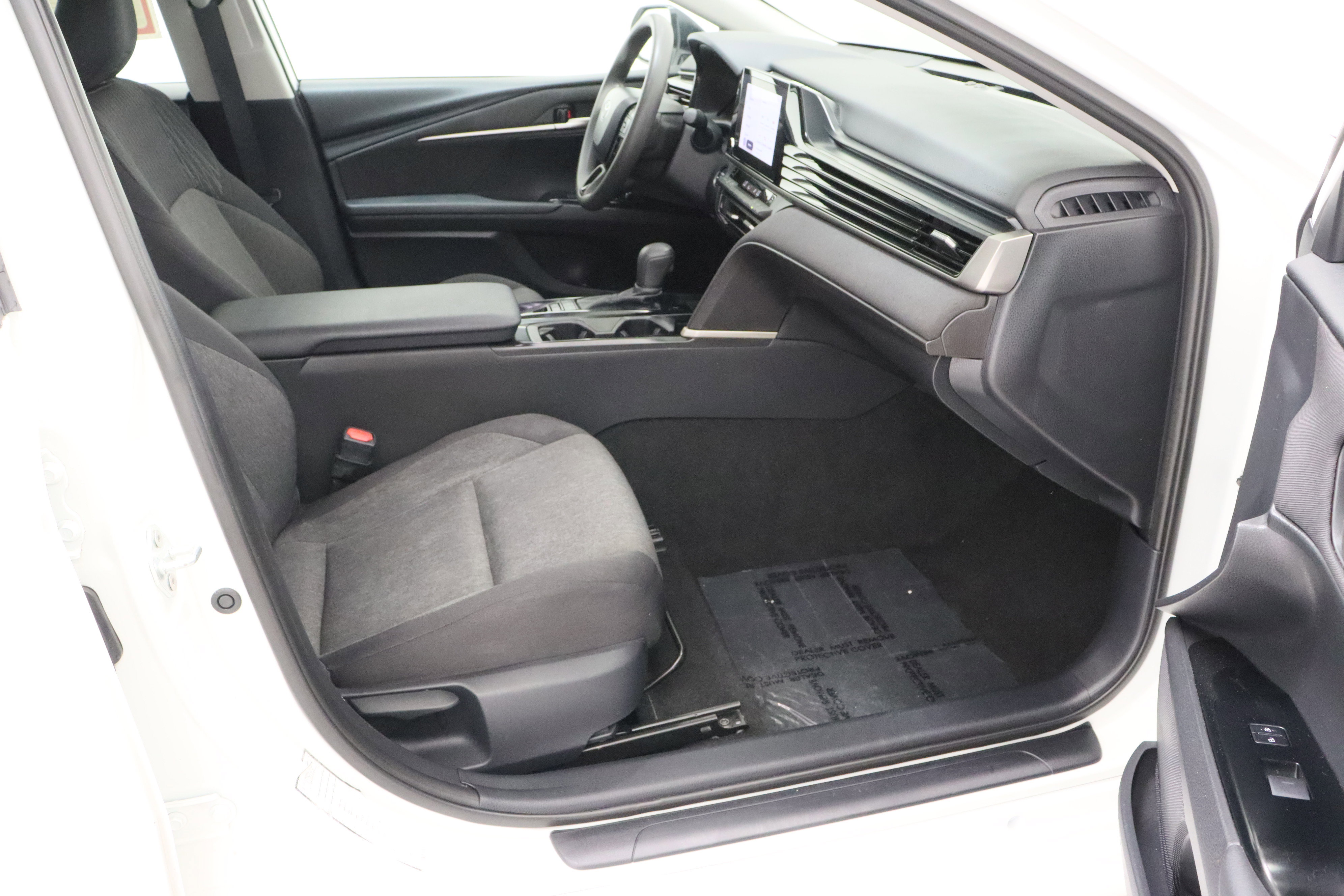 Certified 2025 Toyota Camry LE image 36